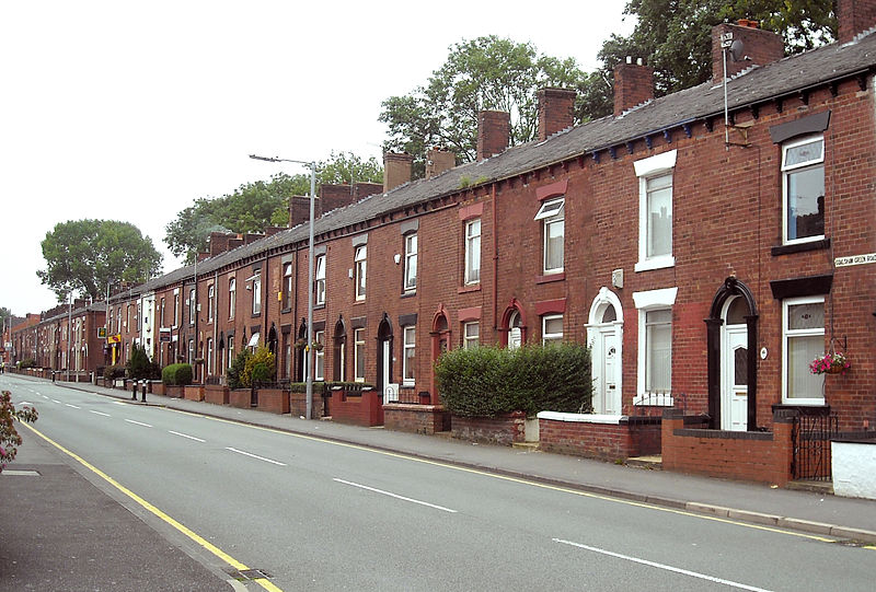 File:Colshaw Green Road, Chadderton.jpg